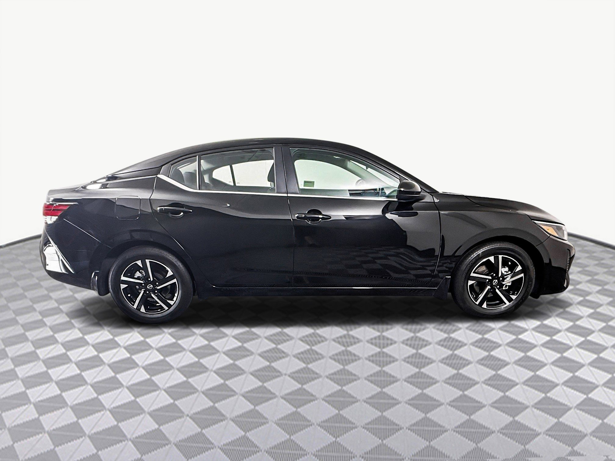 Used 2025 Nissan Sentra SV image 11