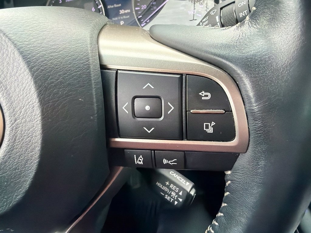 Used 2019 Lexus RX 350L AWD w/ Premium Package image 20