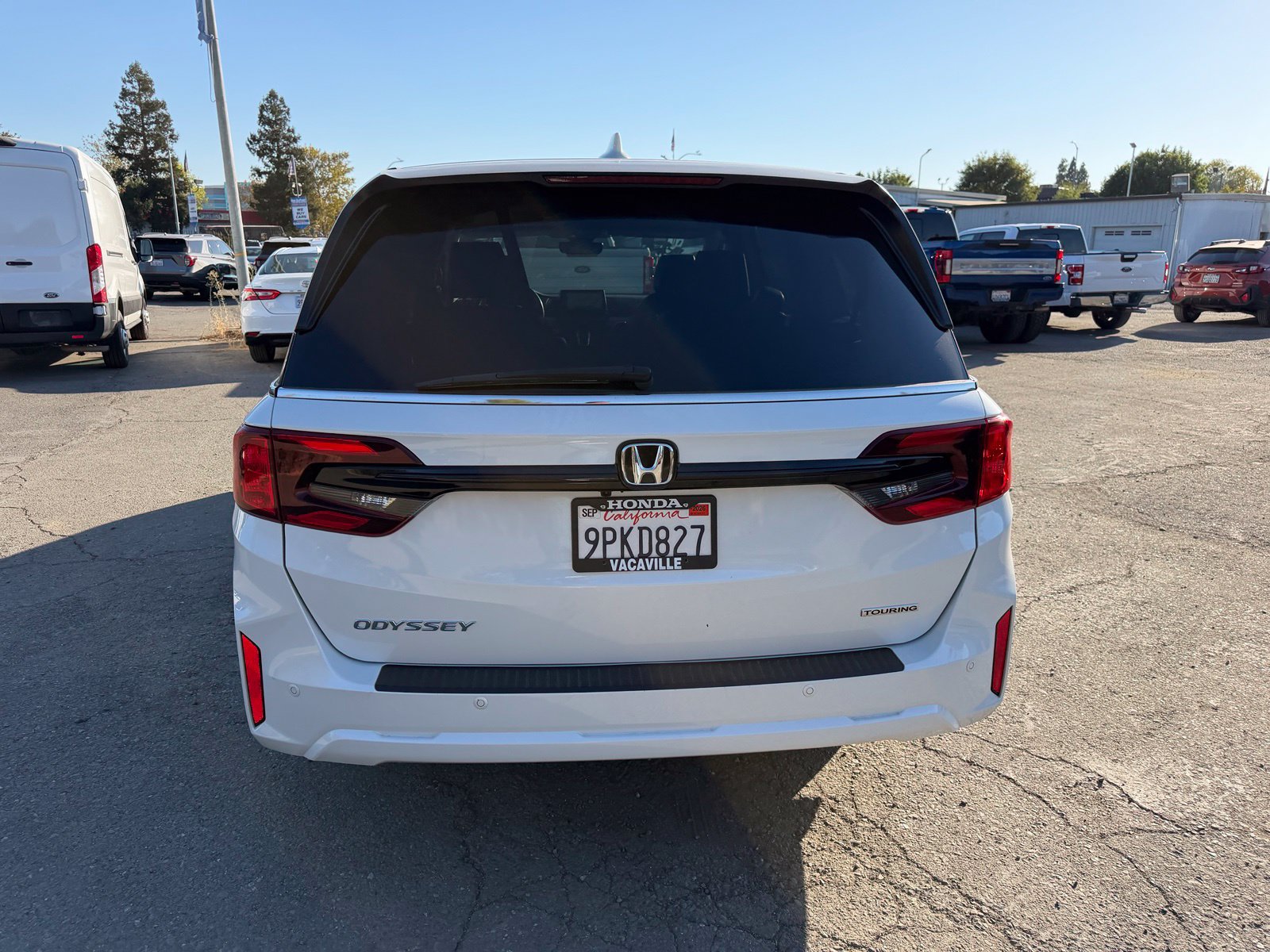 Used 2025 Honda Odyssey Touring image 4