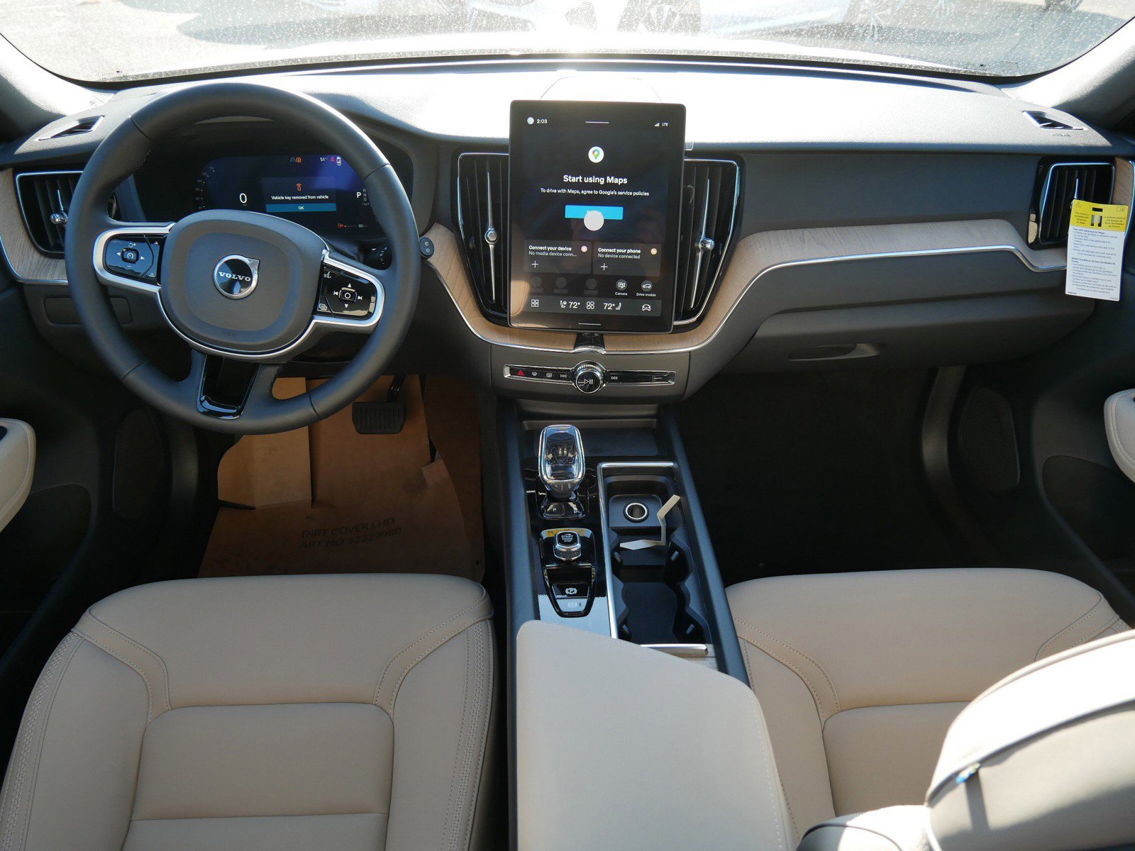 New 2026 Volvo XC60 B5 Plus w/ Protection Package Premier AWD/4WD image 7