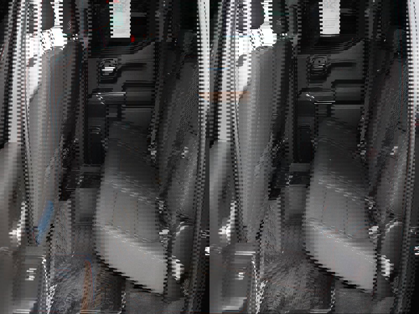 Used 2021 Chevrolet Silverado 1500 LT Trail Boss image 15