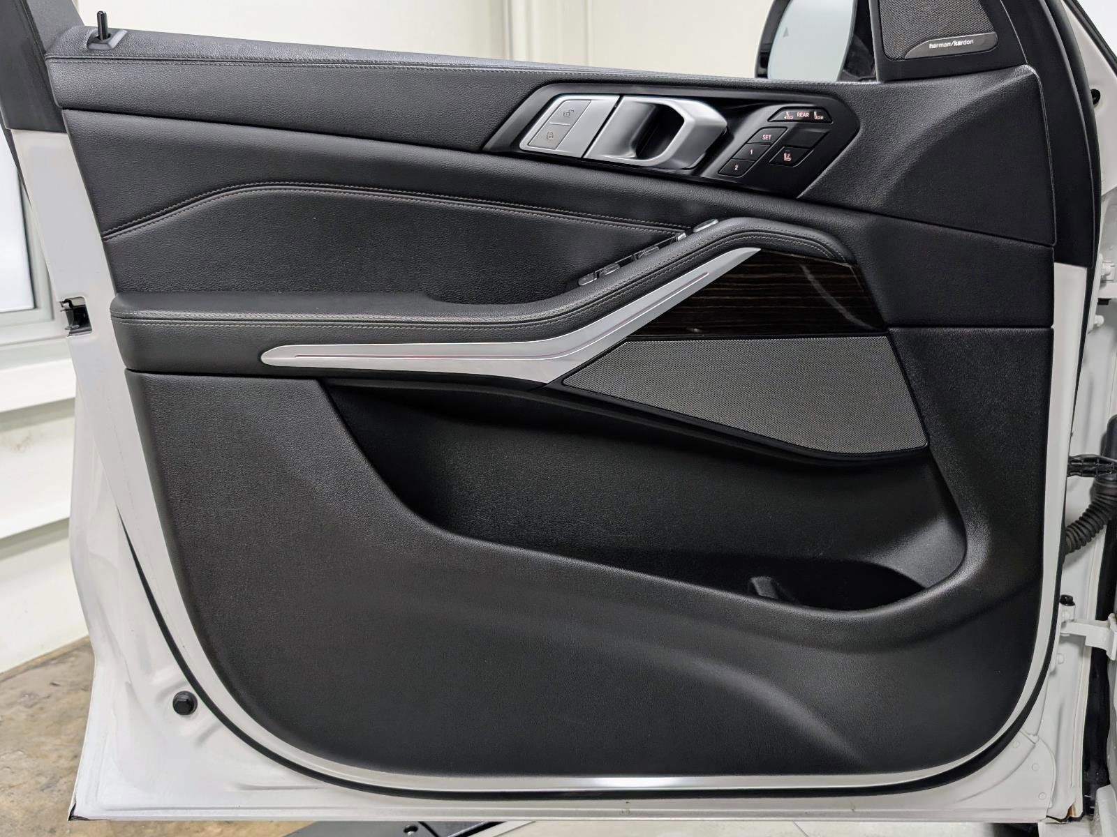 Used 2019 BMW X7 xDrive50i image 13