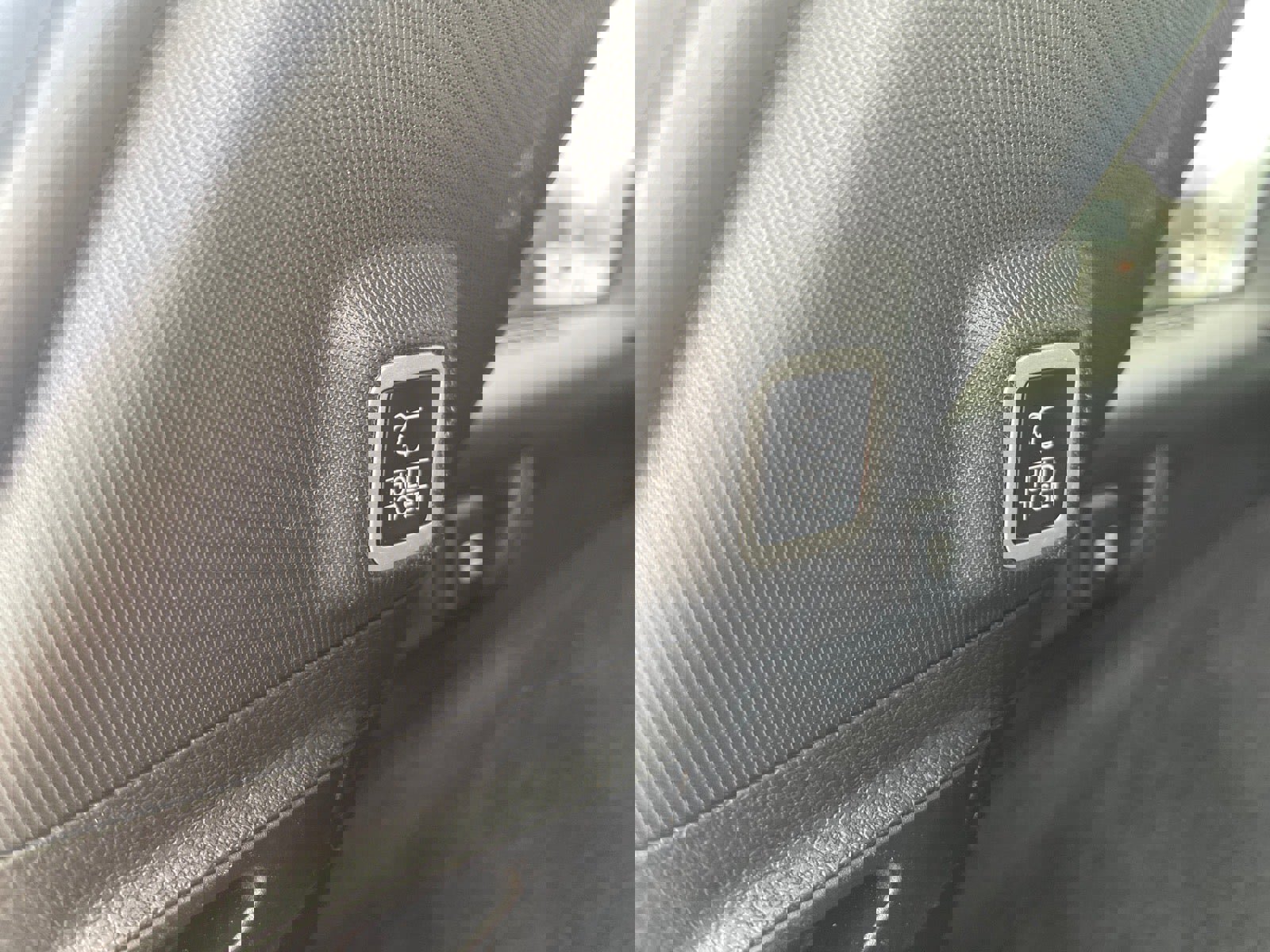 Used 2025 Jeep Grand Cherokee Summit image 21