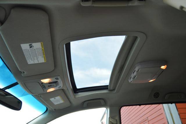 Used 2011 Toyota Sienna XLE w/ XLE Navigation Pkg FWD image 55
