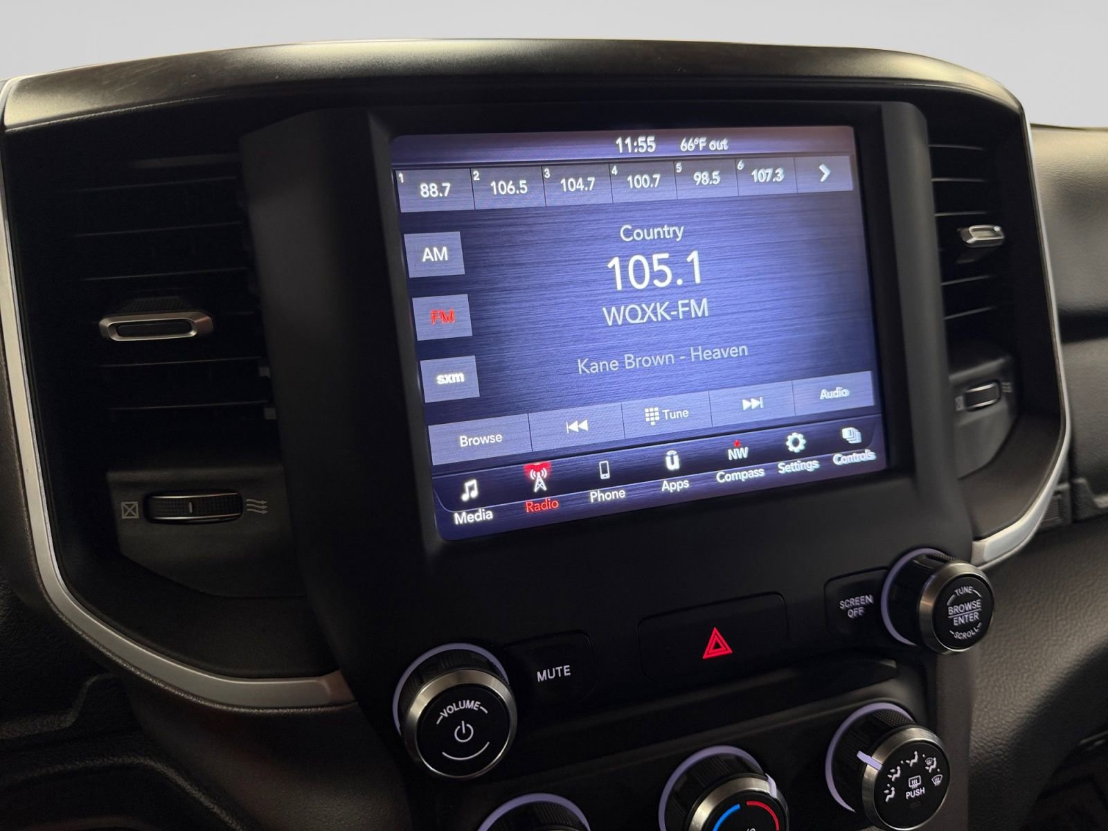 Used 2020 RAM 1500 Big Horn image 29