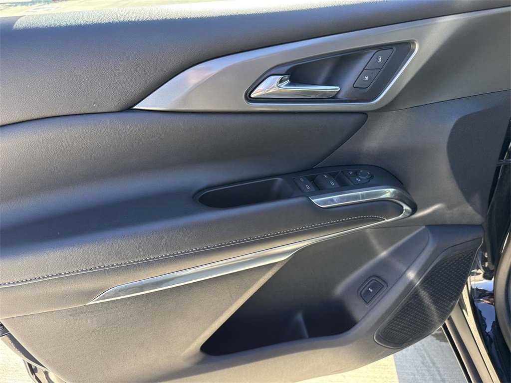 Used 2024 Chevrolet Traverse LT image 20