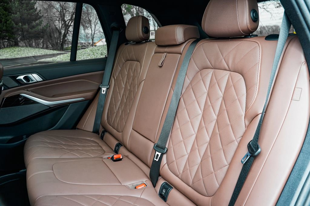 Used 2024 BMW X5 xDrive40i w/ M Sport Package image 18