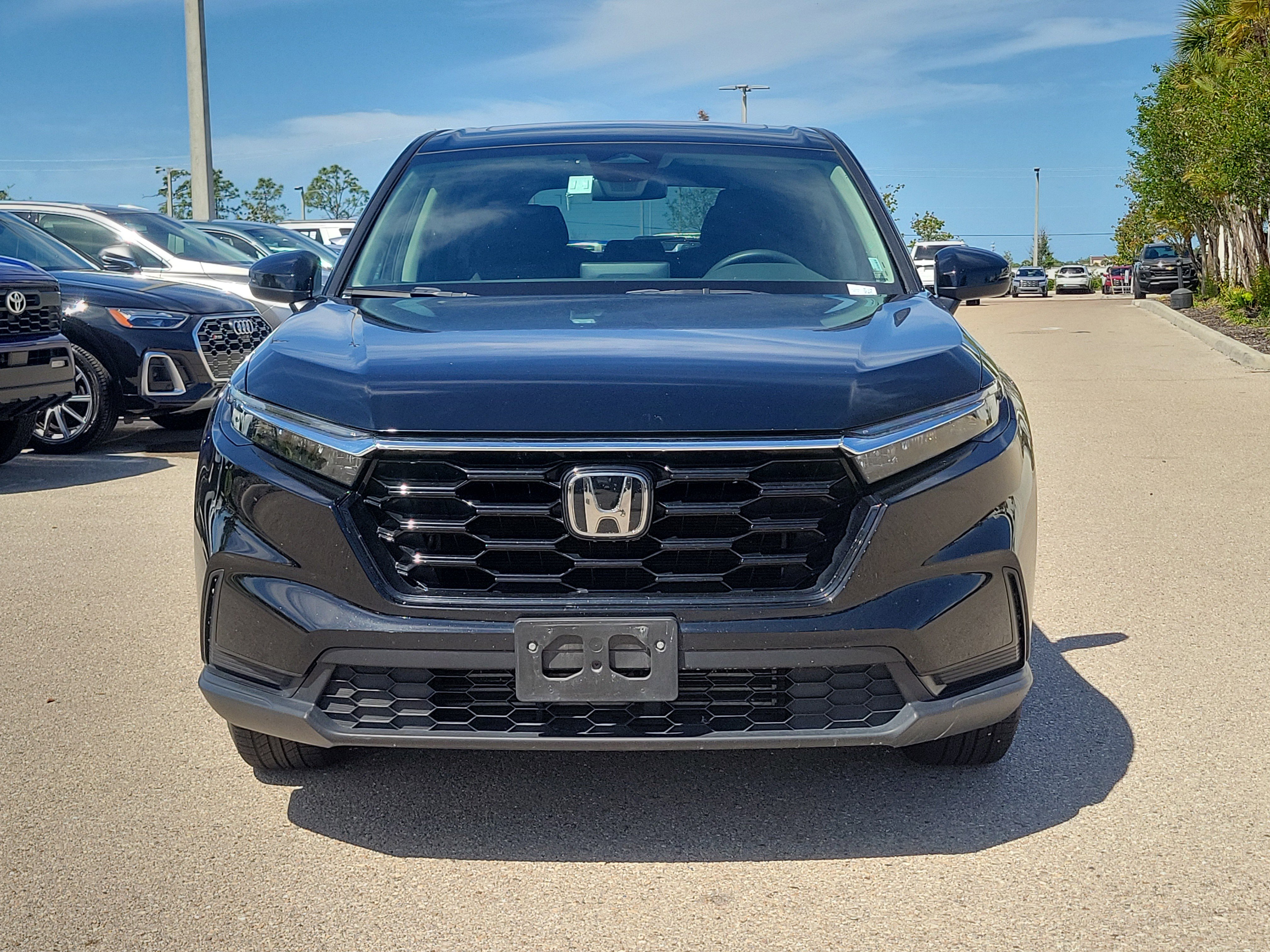 Used 2024 Honda CR-V EX image 2