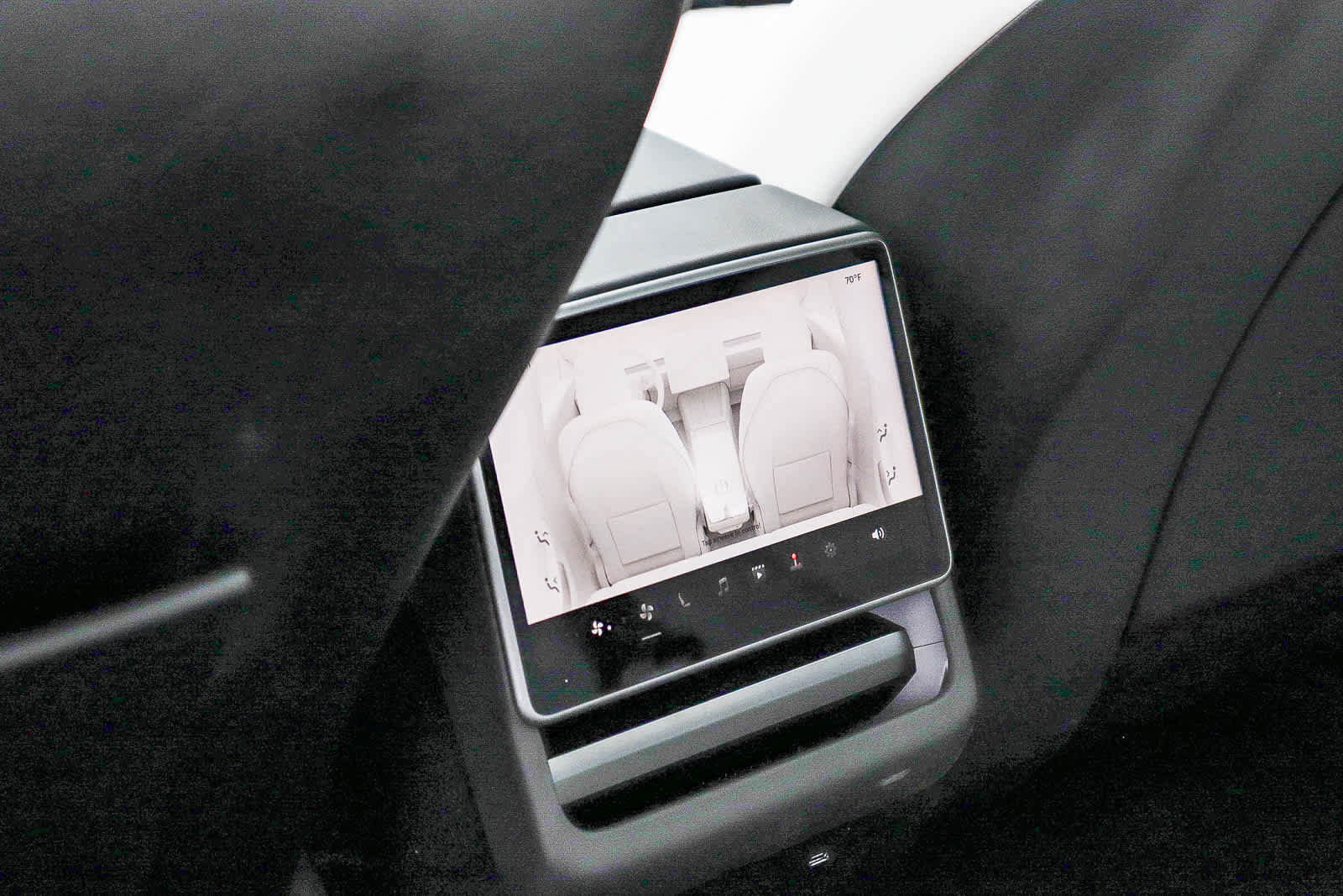 Used 2024 Tesla Model 3 Standard Range RWD image 19