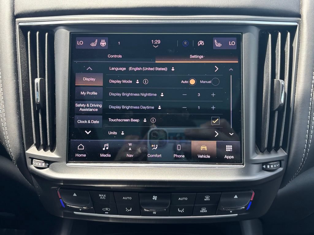 Used 2021 Maserati Levante AWD/4WD image 10