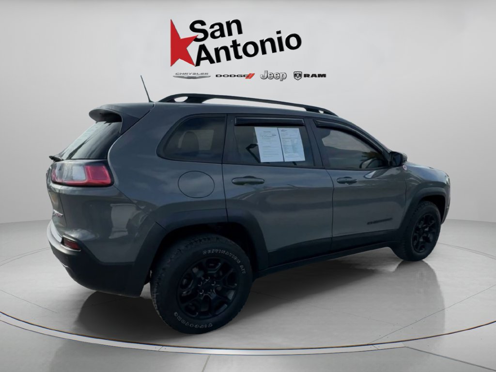 Used 2023 Jeep Cherokee Trailhawk w/ Trailer Tow Group AWD/4WD image 15