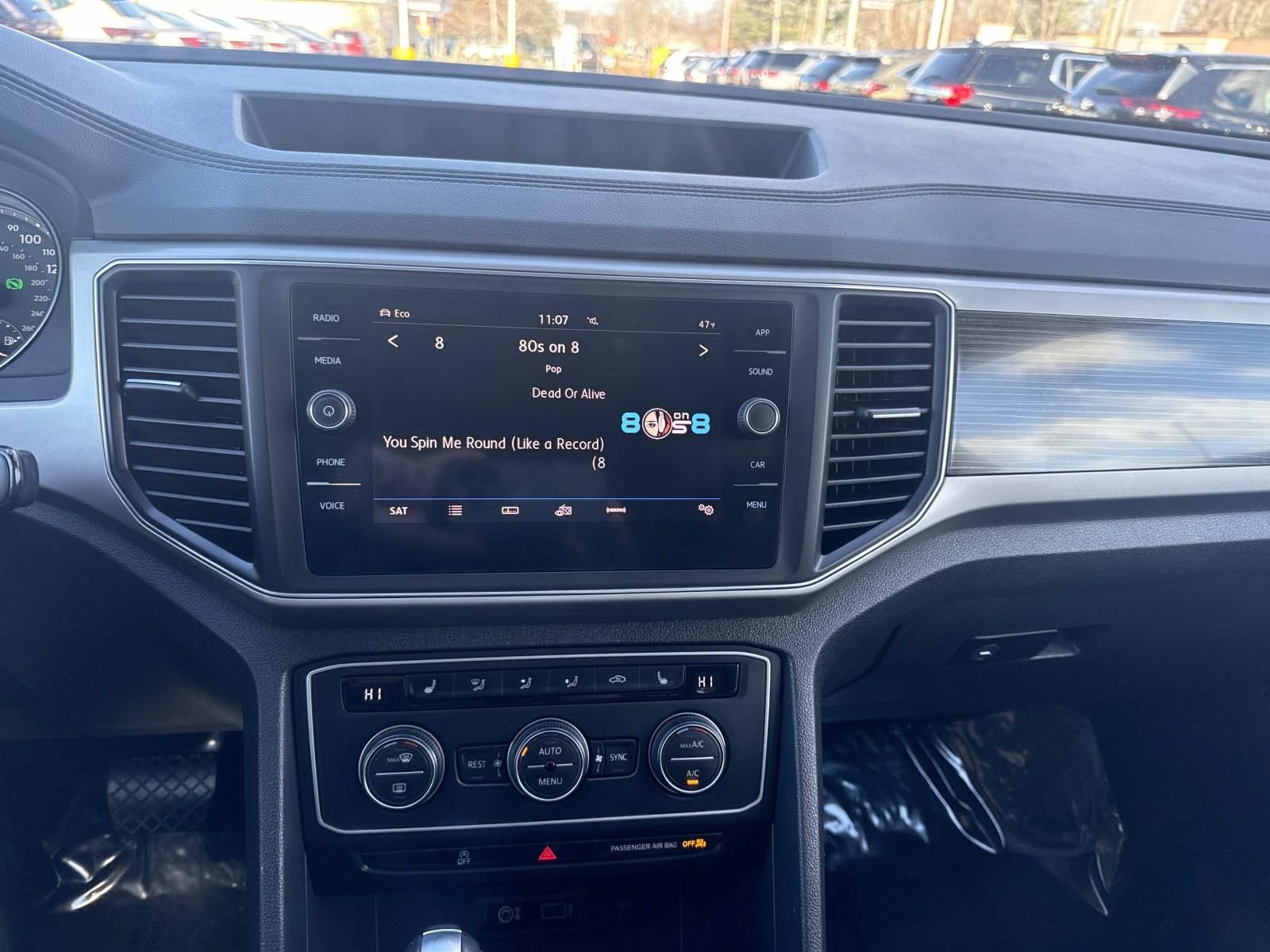 Used 2019 Volkswagen Atlas SE w/ Towing Package image 24