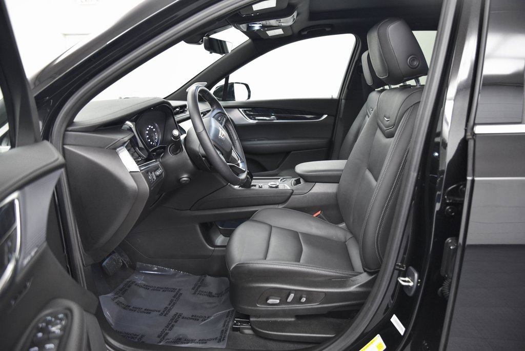 Certified 2024 Cadillac XT6 Premium Luxury w/ Technology Package image 11