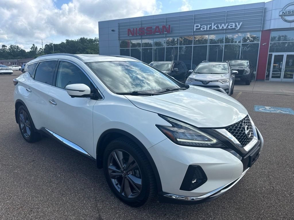 Used 2022 Nissan Murano Platinum AWD/4WD image 2