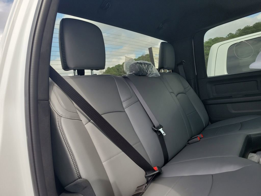 New 2026 RAM 5500 Tradesman image 32
