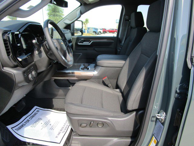 New 2026 Chevrolet Silverado 2500 LT w/ All Star Edition AWD/4WD image 17