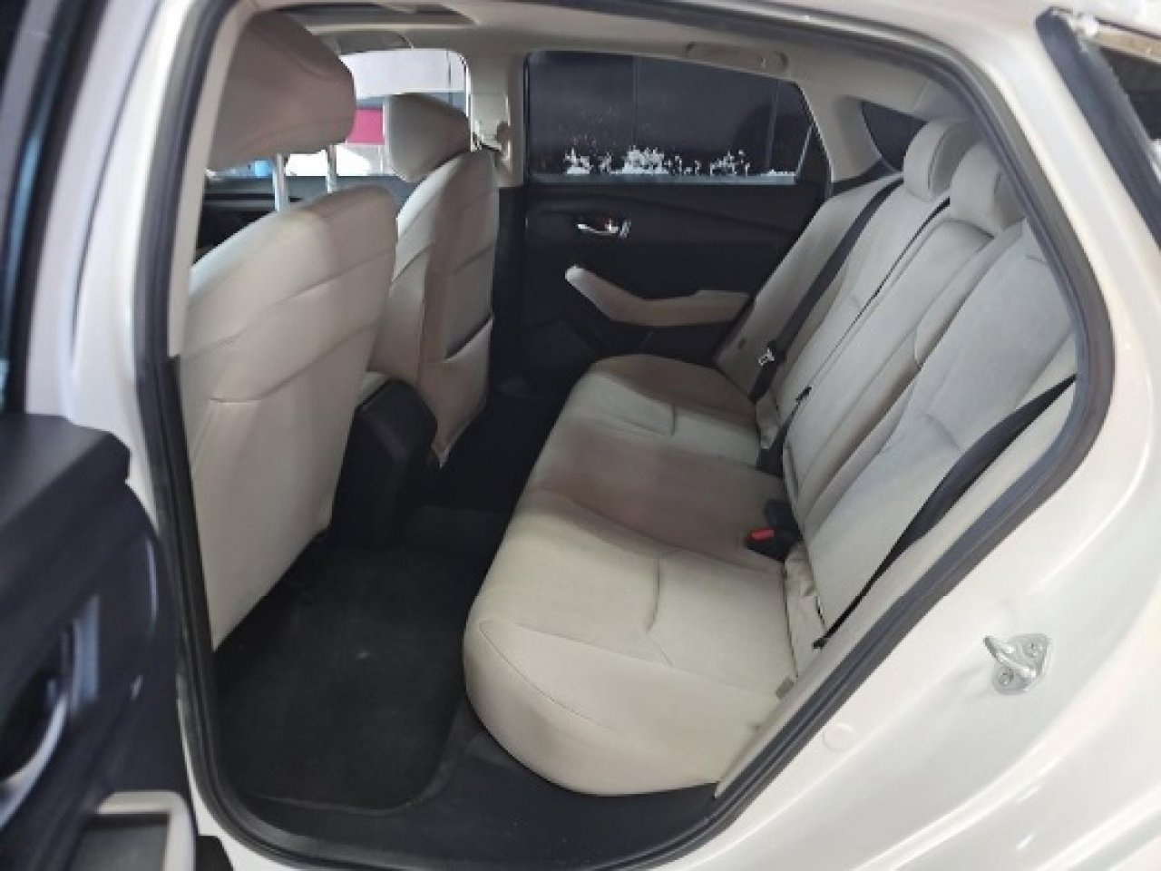 Used 2024 Honda Accord EX image 18