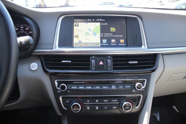 Used 2016 Kia Optima EX w/ Premium Package image 4