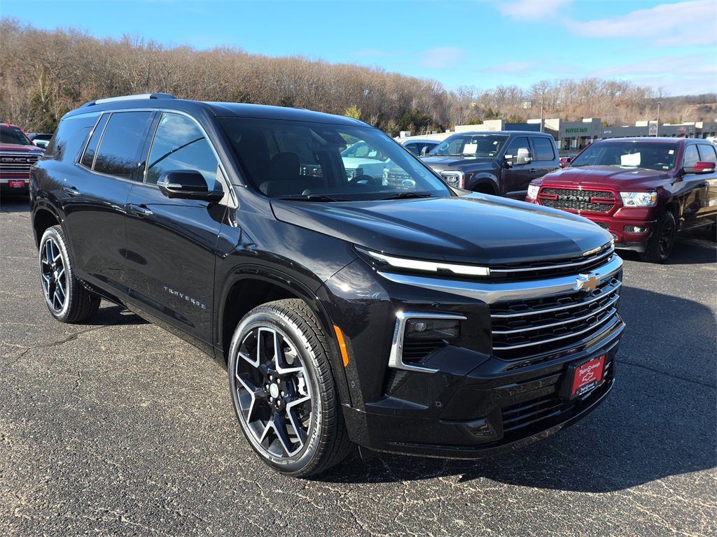 New 2026 Chevrolet Traverse High Country image 2