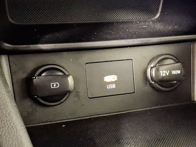Used 2023 Hyundai Kona SEL AWD/4WD image 25