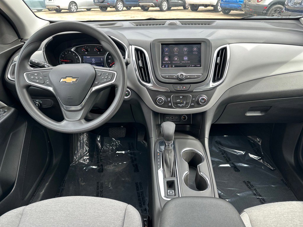 Used 2023 Chevrolet Equinox LS w/ LS Convenience Package image 8