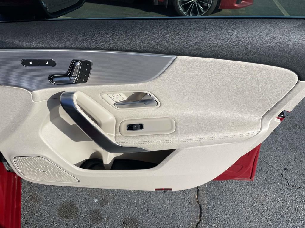 Used 2020 Mercedes-Benz A 220 4MATIC image 46