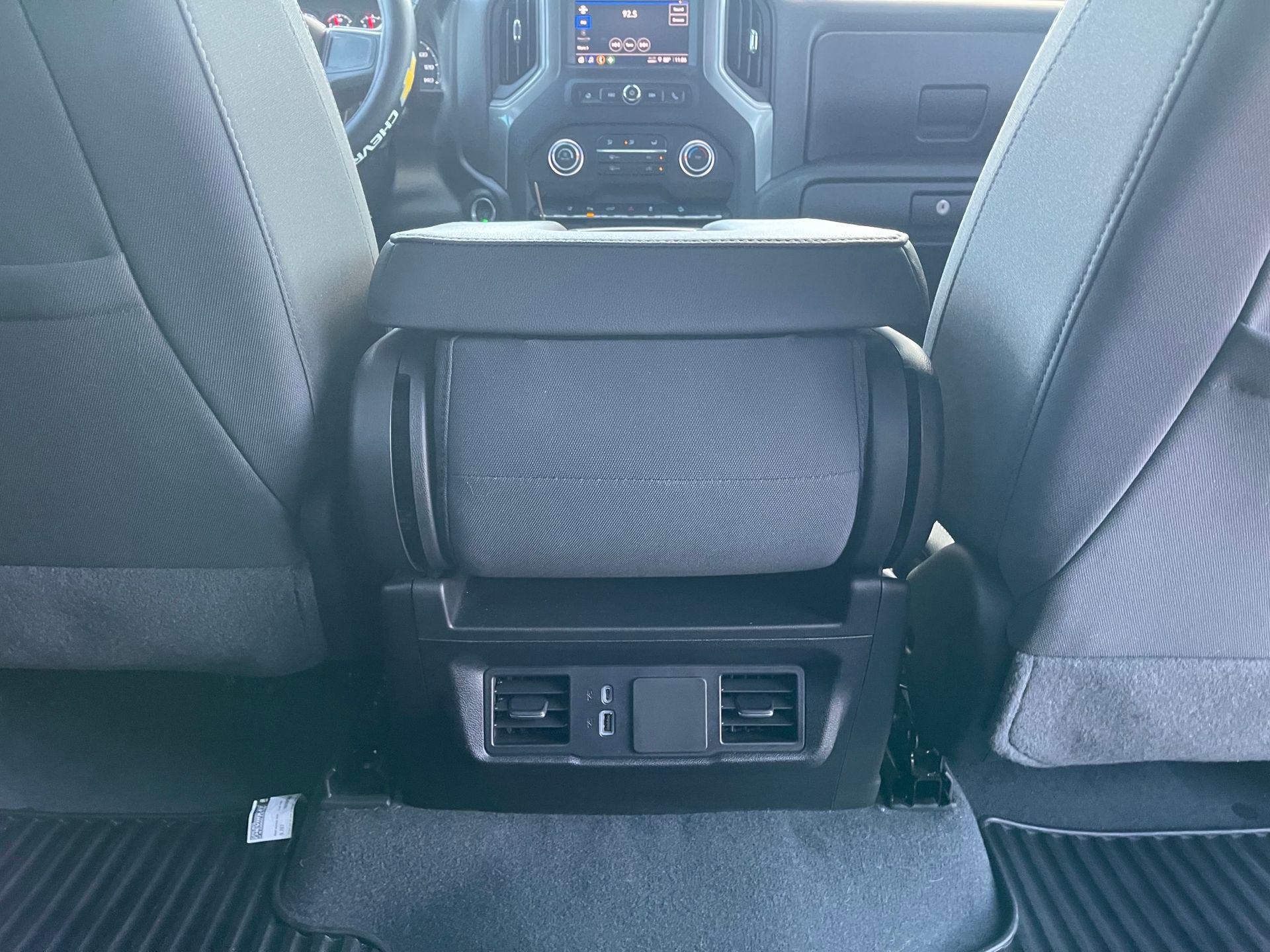 Used 2025 Chevrolet Silverado 2500 Custom w/ Custom Value Package image 25