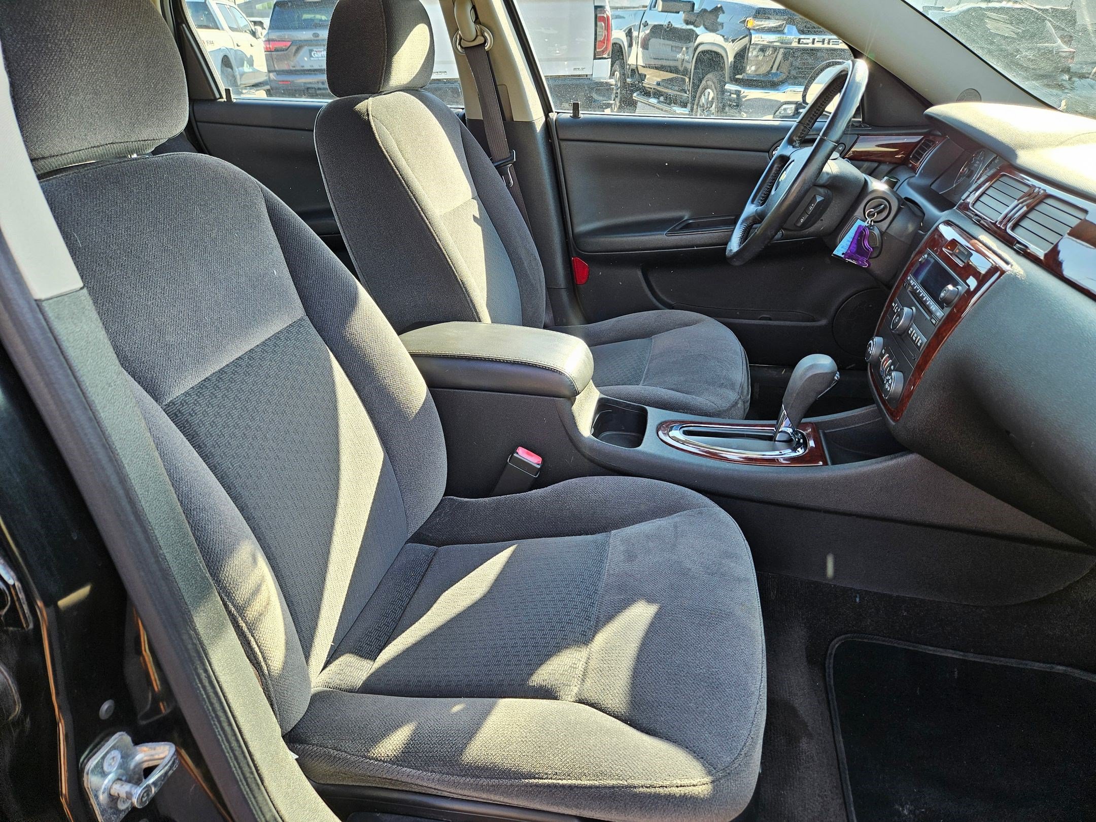 Used 2006 Chevrolet Impala LT FWD image 29
