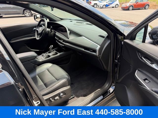 Used 2025 Cadillac XT4 Premium Luxury AWD/4WD image 25