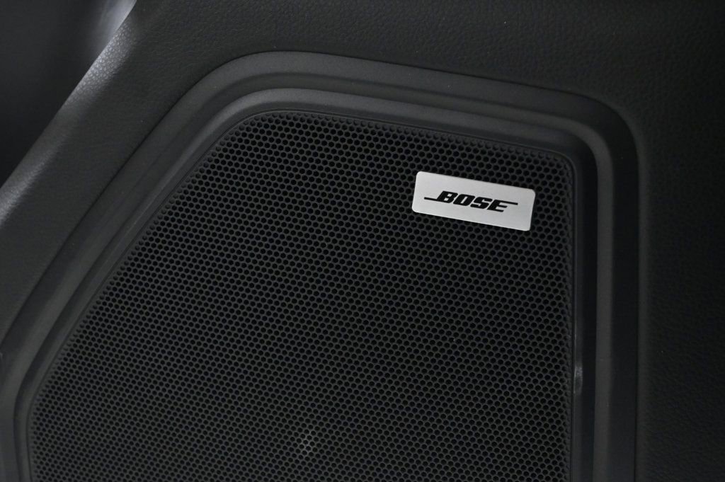 Certified 2022 Porsche Macan S image 22