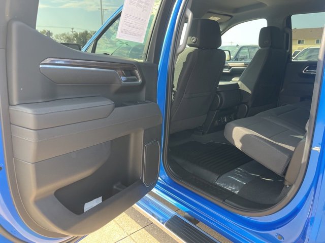Used 2025 Chevrolet Silverado 1500 LT image 39