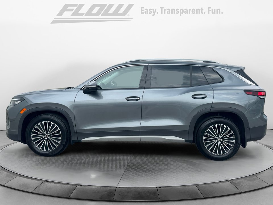 Certified 2026 Volkswagen Tiguan S w/ 18" Wheel Package FWD image 5