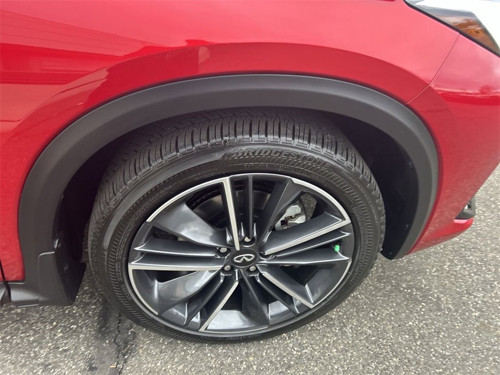 Certified 2023 INFINITI QX55 Essential image 13