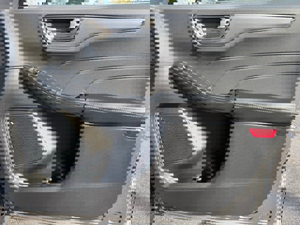 New 2025 Ford Escape Active image 22