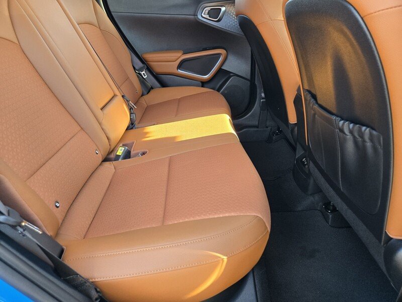 Certified 2025 Kia Soul EX FWD image 15