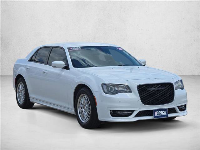 Used 2022 Chrysler 300 Touring L RWD video 3
