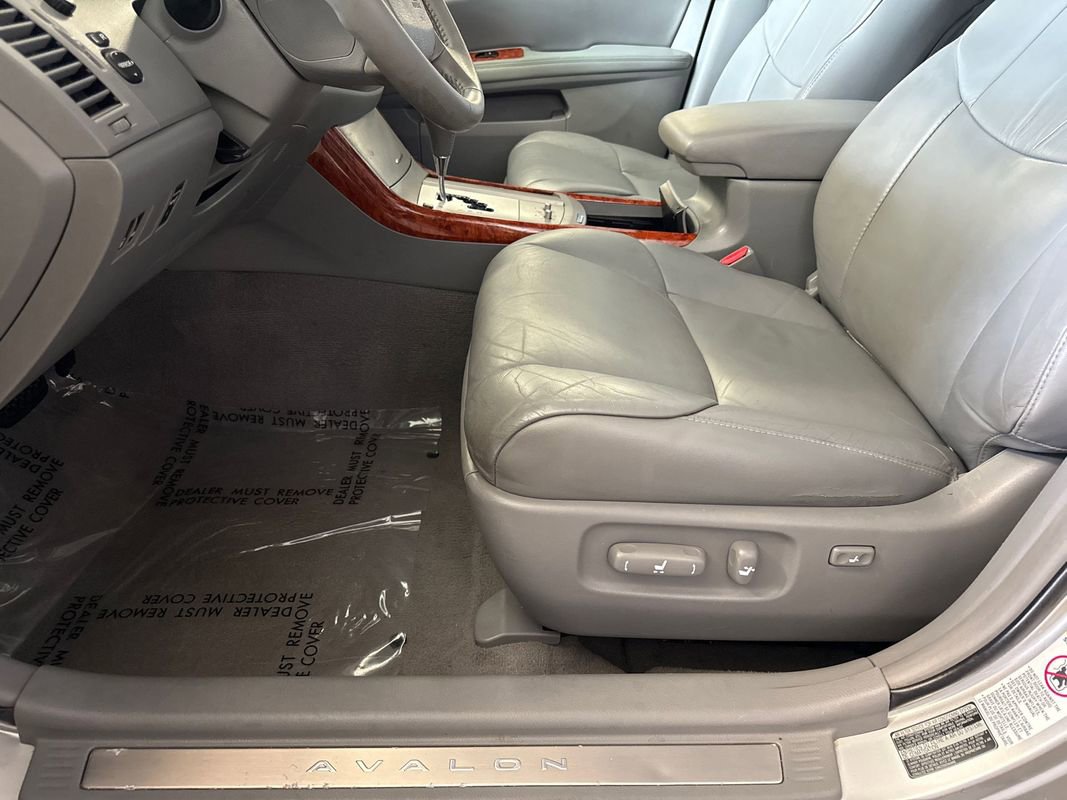 Used 2006 Toyota Avalon XLS image 76