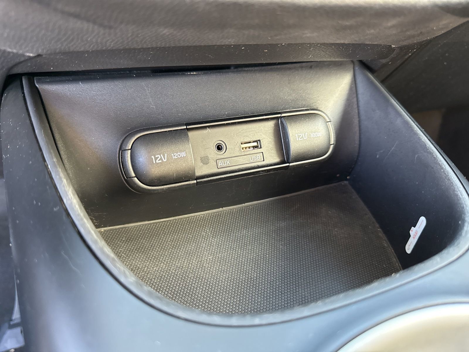 Used 2017 Kia Soul + image 21