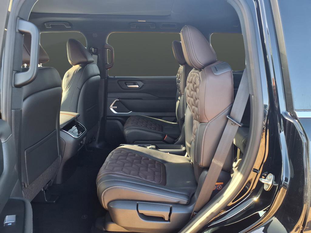 New 2026 Nissan Armada Platinum Reserve image 12