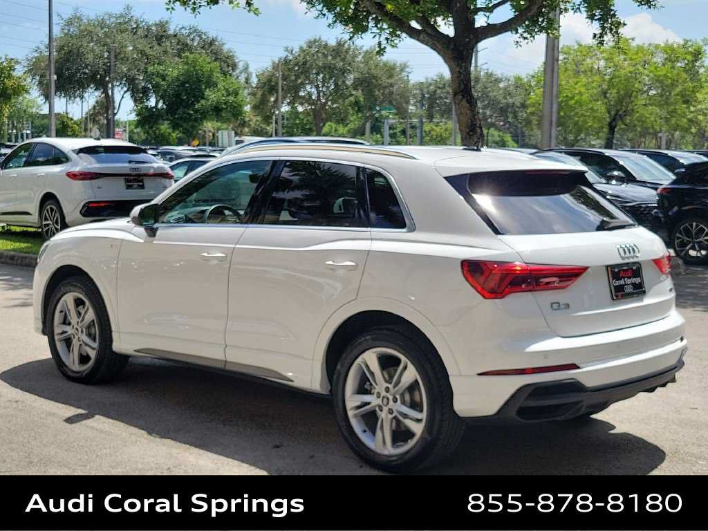 Certified 2024 Audi Q3 2.0T Premium AWD/4WD image 12