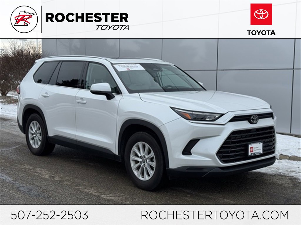 Certified 2024 Toyota Grand Highlander XLE image 1