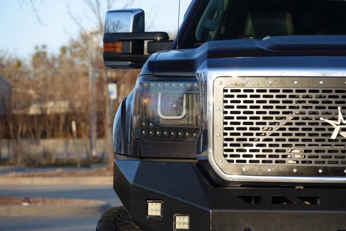 Used 2015 GMC Sierra 2500 Denali w/ Duramax Plus Package AWD/4WD image 5