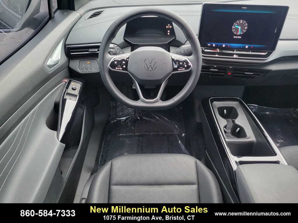 Used 2024 Volkswagen ID.4 Pro S AWD/4WD image 13