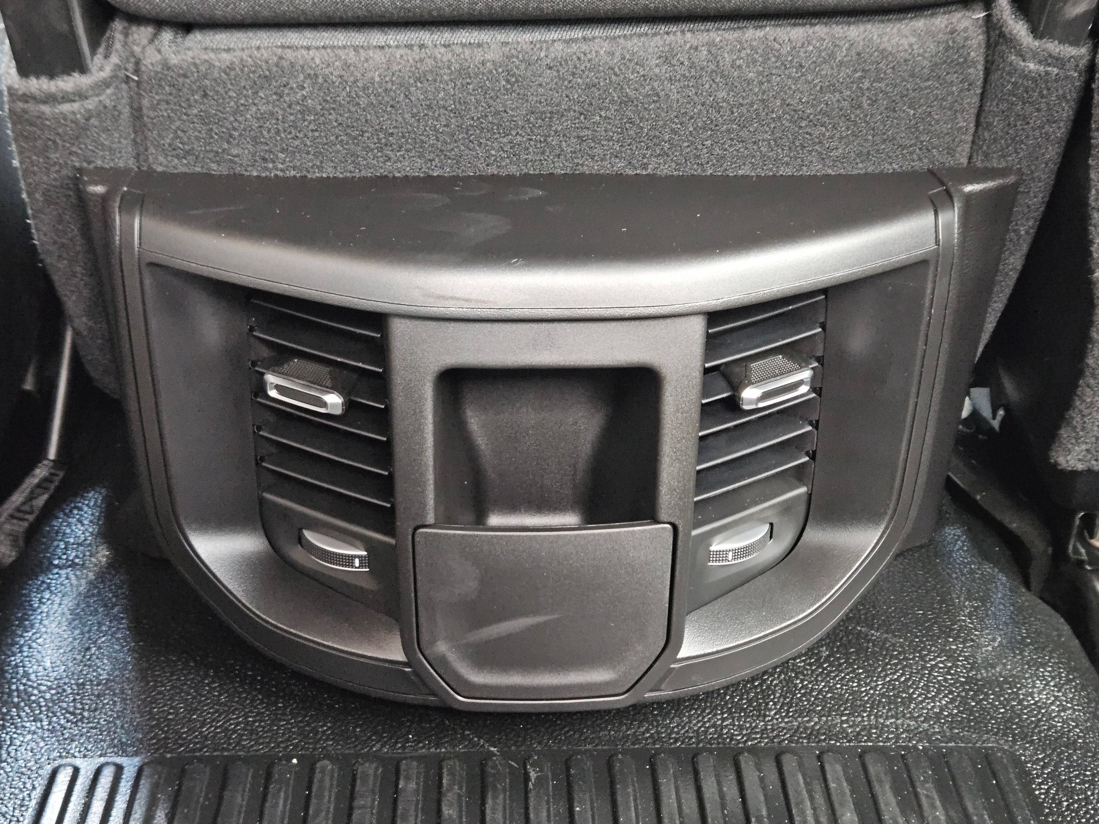New 2026 RAM 3500 Tradesman AWD/4WD image 23