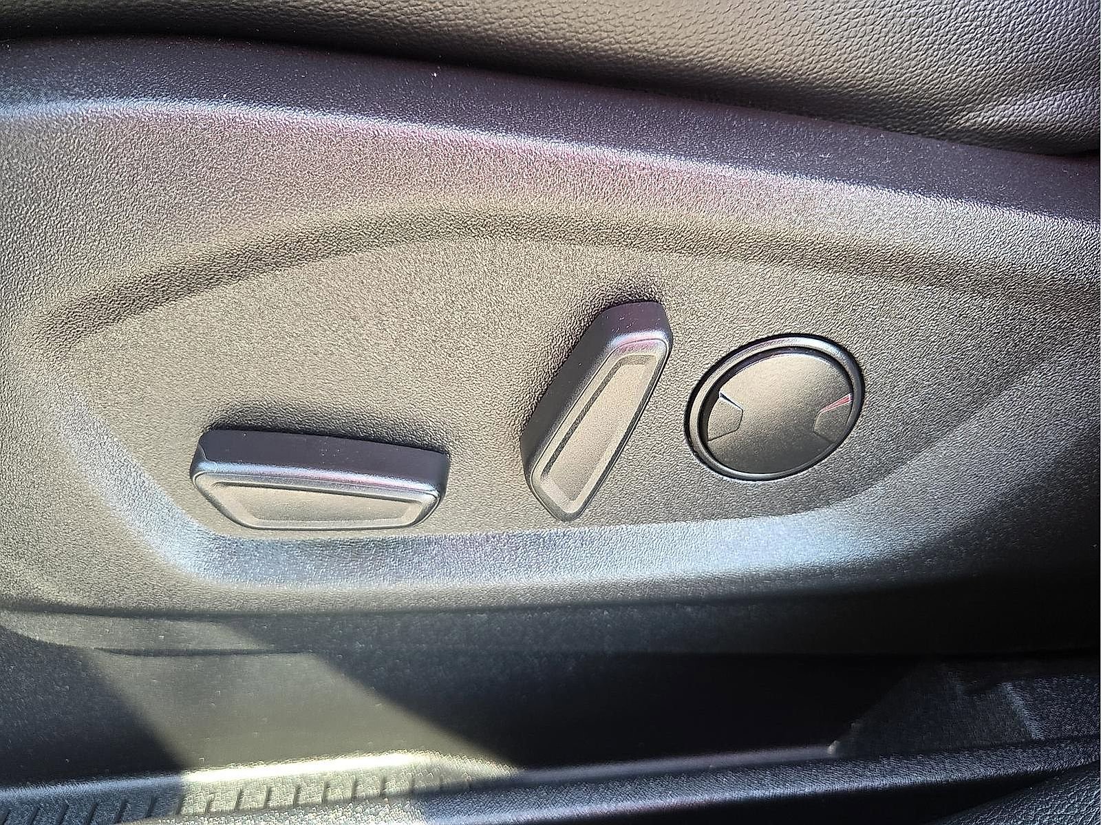 Certified 2022 Ford Edge SEL w/ Convenience Package image 15