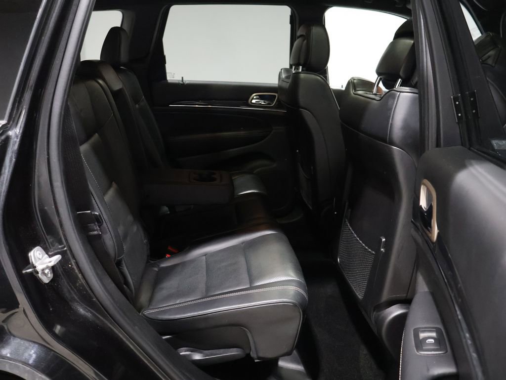 Used 2015 Jeep Grand Cherokee Overland w/ Advanced Technology Group image 24