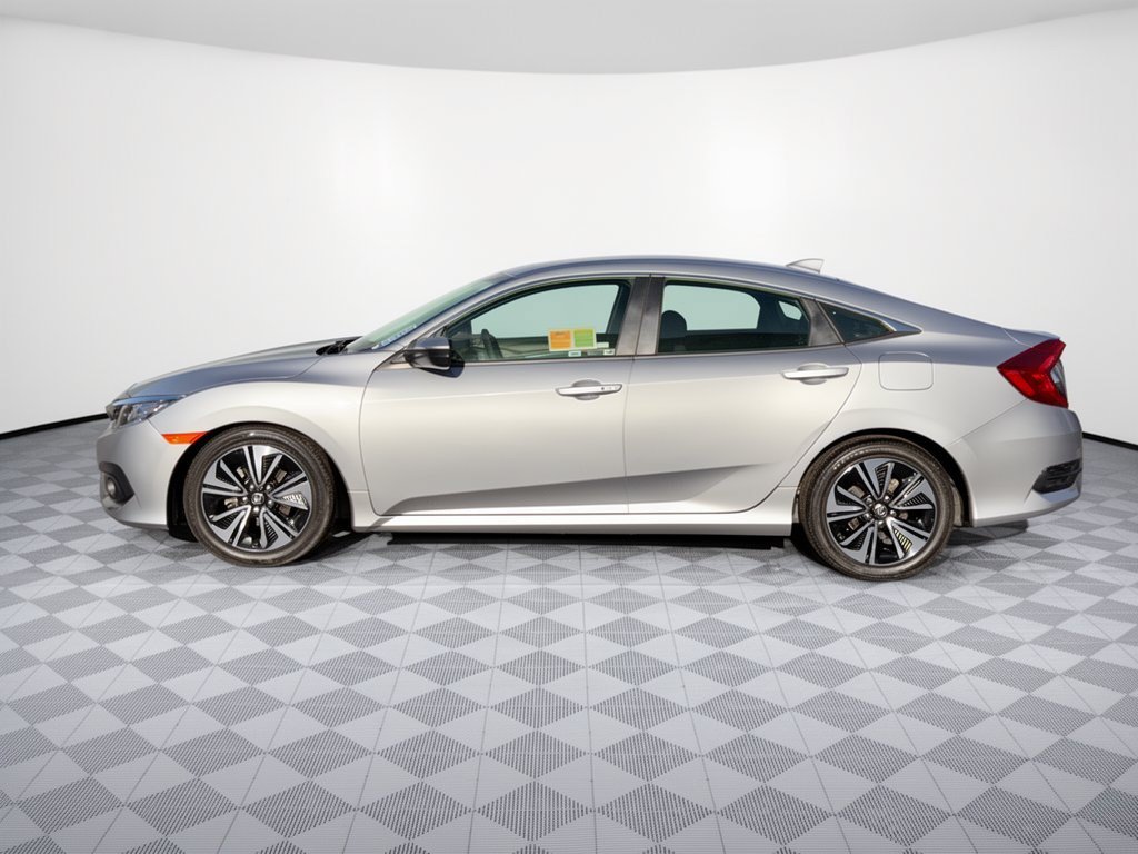 Certified 2018 Honda Civic EX-T image 2