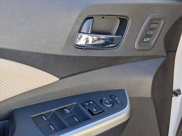 Used 2015 Honda CR-V Touring image 4
