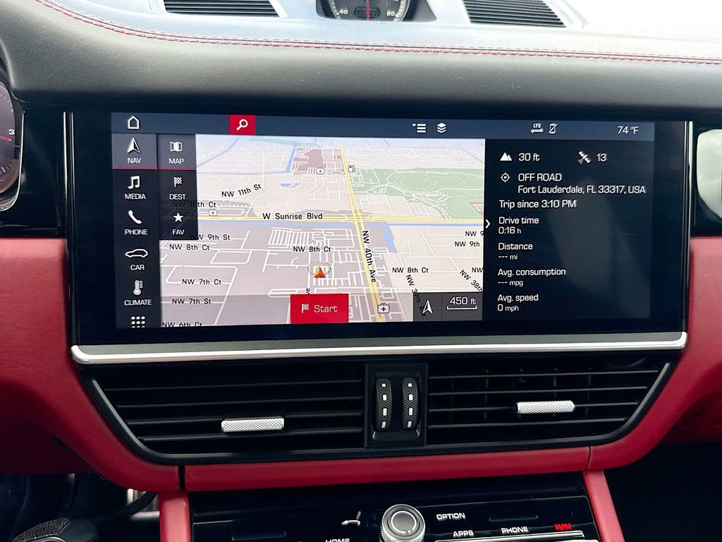 Used 2019 Porsche Cayenne Turbo AWD/4WD image 14