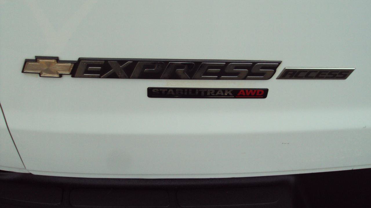 Used 2014 Chevrolet Express 1500 AWD image 35